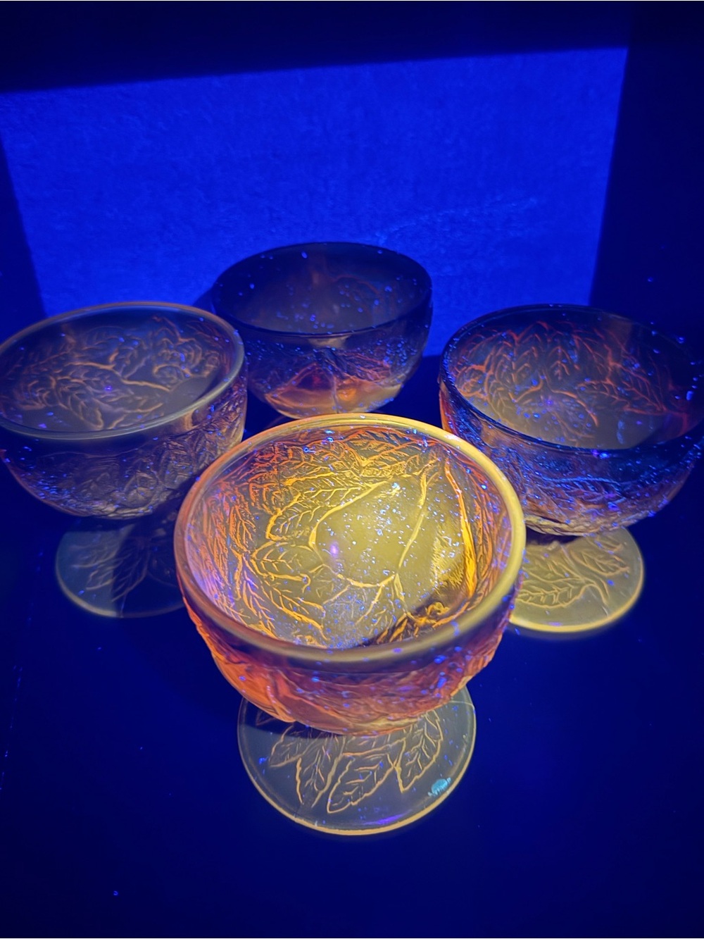 Tiara Glass SWEET PEAR Amber Footed
Sherbet Dessert Bowl Set of 4 Cadmium Glow